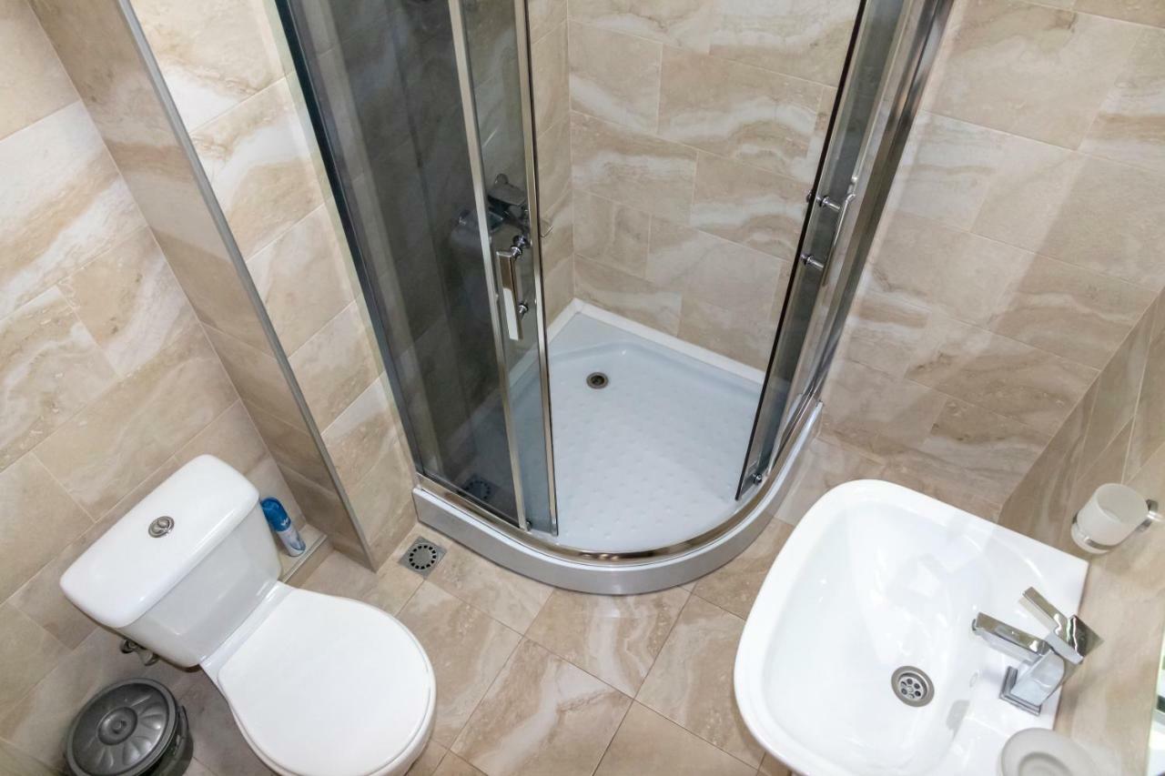 Orbi Apartment Ruslan บาทูมิ ภายนอก รูปภาพ
