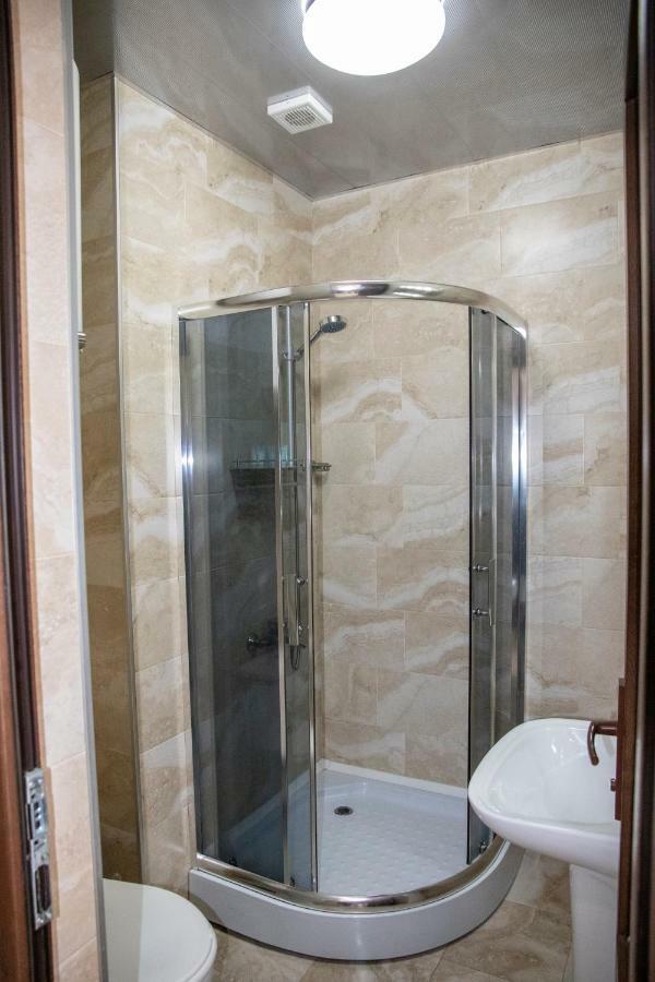 Orbi Apartment Ruslan บาทูมิ ภายนอก รูปภาพ